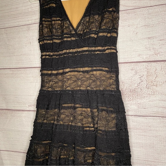 MAX STUDIO WOMENS BLACK LACE DRESS WITH ORANGE SLIP - Picture 5 of 5